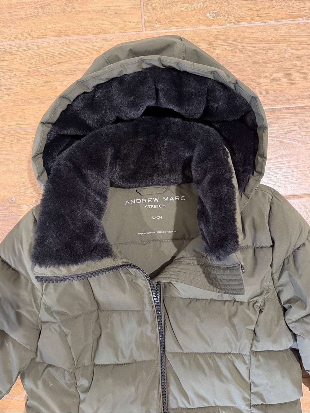 Andrew Marc Women’s Olive Puffer Jacket with Faux Fur Trim Hood
